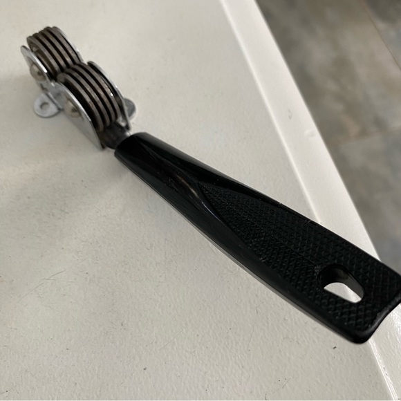 EKCO Knife Sharpener - Picture 5 of 5